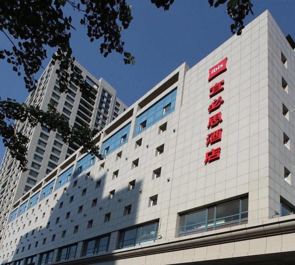 Hotel Ibis Dalian Zhongshan Square Exterior foto